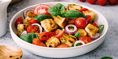 Italienischer Brotsalat