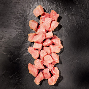/ext/img/product/angebote/25_05_12/600_schweine-gulasch_wo_1.jpg