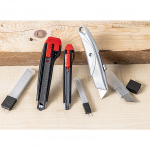 /ext/img/product/angebote/25_05_14/300_cuttermesser-set_wo_1.jpg