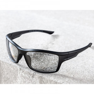 /ext/img/product/angebote/25_05_14/400_sport-brille-selbsttoenenden-glaeser_1.jpg