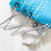 Haarscheren-Set oder Spezial-Nagelzange