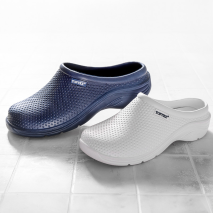 Leichte Clogs