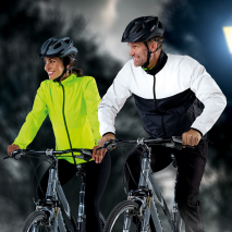 Reflektierende Wendejacke