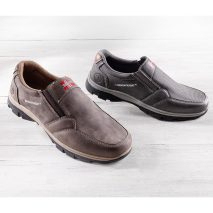 Sportive Freizeitschuhe