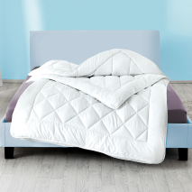 4-Jahreszeiten-Steppbett