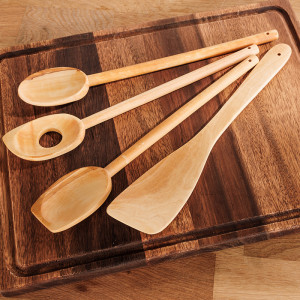 Produktbild »Küchenhelfer aus Olivenholz«