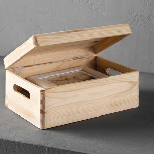 Produktbild »Kiste mit Deckel aus Kiefernholz«