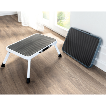 Produktbild »Klapptritt mit Tragegriff«