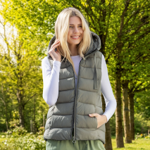 Steppweste mit Kapuze