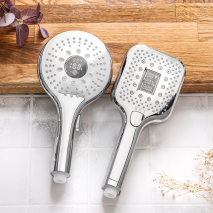 Produktbild »LED-Wasserspar-Handbrause mit digitaler Anzeige«