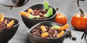 /ext/img/product/sortiment/rezepte_neu/rezept_2021_dessert_grusel-schoko-dessert_1.jpg