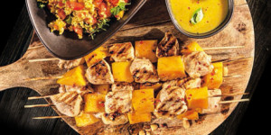 /ext/img/product/sortiment/rezepte_neu/rezept_2021_hauptspeise_mango-haehnchen-spiesse_1.jpg