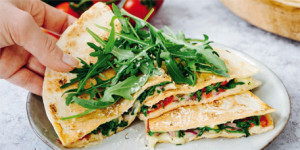 /ext/img/product/sortiment/rezepte_neu/rezept_2022_hauptspeise_mediterrane-quesadillas_1.jpg