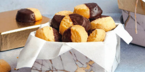 /ext/img/product/sortiment/rezepte_neu/rezept_2022_kuchen_orangen-cookies_1.jpg