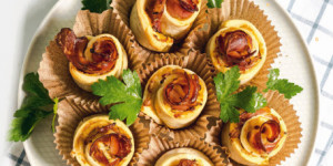 /ext/img/product/sortiment/rezepte_neu/rezept_2023_fruehstueck_deftige-teigrosen_1.jpg
