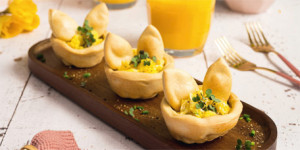/ext/img/product/sortiment/rezepte_neu/rezept_2023_fruehstueck_kraeuterruehrei_1.jpg