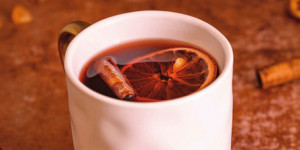 /ext/img/product/sortiment/rezepte_neu/rezept_2023_getraenke_roter-gluehwein_1.jpg
