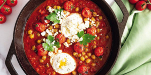 /ext/img/product/sortiment/rezepte_neu/rezept_2023_hauptspeise_shakshuka-mit-ofentomaten_1.jpg