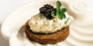 /ext/img/product/sortiment/rezepte_neu/rezept_2023_vorspeise_brothaeppchen_1.jpg