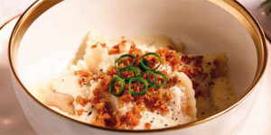 /ext/img/product/sortiment/rezepte_neu/rezept_2023_vorspeise_gaensekeulen-ravioli_1.jpg