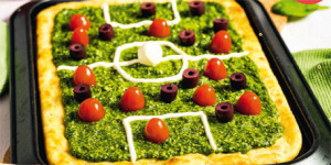 /ext/img/product/sortiment/rezepte_neu/rezept_2024_hauptspeise_em-fussballpizza_1.jpg