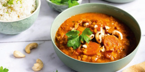 /ext/img/product/sortiment/rezepte_neu/rezept_2024_hauptspeise_linsencurry_1.jpg