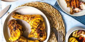 /ext/img/product/sortiment/rezepte_neu/rezept_2024_hauptspeise_orange-ingwer-haehnchenschenkel_1.jpg