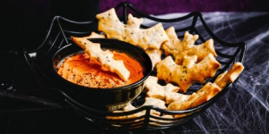 /ext/img/product/sortiment/rezepte_neu/rezept_2024_snacks_fledermaus-cracker_1.jpg