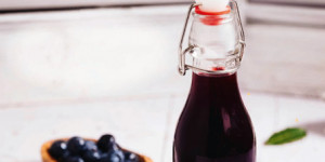 /ext/img/product/sortiment/rezepte_neu/rezept_2024_snacks_heidelbeer-balsamessig_1.jpg
