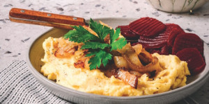 /ext/img/product/sortiment/rezepte_neu/rezept_2025_hauptspeise_braendende-kaerlighed_1.jpg