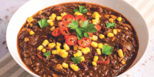 /ext/img/product/sortiment/rezepte_neu/rezept_2025_hauptspeise_chili-con-carne_1.jpg