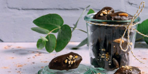 /ext/img/product/sortiment/rezepte_neu/rezept_2025_kuchen_dattelpralinen_1.jpg