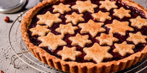 /ext/img/product/sortiment/rezepte_neu/rezept_2025_kuchen_linzer-sterntorte_1.jpg